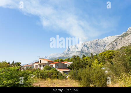 Makarska, Dalmatien, Kroatien, Europa - ein traditionelles Bauernhaus in der Riviera von Makarska. Stockfoto