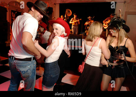 Hurly Burly Cabaret Burlesque, Bush Hall. 15.09.07 Stockfoto