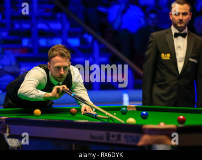 Preston Guild Hall, Preston, UK. 8 Mär, 2019. Snooker, Coral Players Championship, Tag 5; Judd Trump in Aktion im Halbfinale gegen Neil Robertson Credit: Aktion plus Sport/Alamy leben Nachrichten Stockfoto