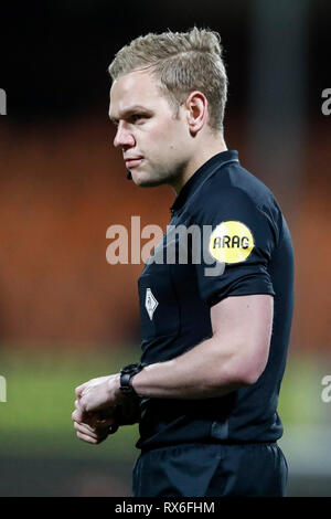 VOLENDAM, 08-03-2019, Kras Stadion, der niederländische Fußball, Keuken Kampioen Divisie, Saison 2018 / 2019. Schiedsrichter Alex Bos während des Spiels Volendam vs Go Ahead Eagles Stockfoto