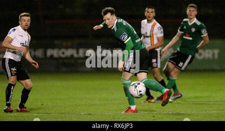 Dublin, Republik Irland. 08 Mär, 2019. CONOR MCDERMOTT Clearing seine Zeilen während der airtricity League Befestigung zwischen Bohemiens FC & Derry City FC am Dalymount Park, Dublin Credit: Kevin Moore/MCI/Alamy leben Nachrichten Stockfoto