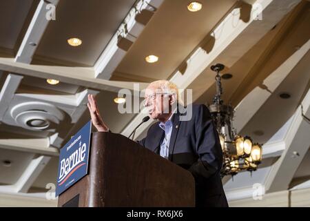 Iowa City, Iowa, USA. 8 Mär, 2019. Senator Bernie Sanders (I-VT) Kampagnen für Präsident an der Iowa Memorial Union in Iowa City, Iowa am Freitag, den 8. März 2019. Credit: KC McGinnis/ZUMA Draht/Alamy leben Nachrichten Stockfoto