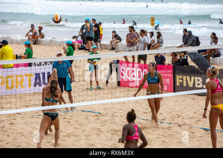 Sydney, Australien, 9. Mär 2019. Viertelfinale Tag an Volleyfest2019, ein fivb Beach Volleyball World Tour Turnier zum 5. Mal an der Manly Beach in Sydney, Australien, statt. Samstag, 9. März 2019. Quelle: Martin Berry/Alamy leben Nachrichten Stockfoto