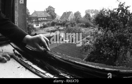 Die Bürger wollen nicht länger den maroden Zustand dieses colliery Abrechnung der Ruhrkohle AG (RAG) in Marl zu akzeptieren, hier am 27. Juni 1974. | Verwendung weltweit Stockfoto