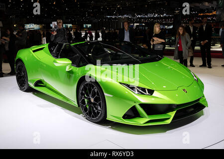 Genf, Schweiz - 6. MÄRZ 2019: Neue 2019 Lamborghini Huracan Evo Spyder supercar Debüts auf dem 89. Internationalen Automobilsalon in Genf. Stockfoto