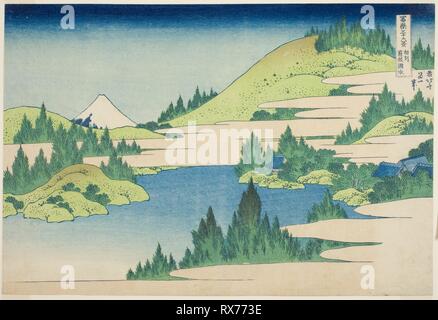 See Hakone in Sagami Provinz (soshu Hakone Kosui), aus der Serie "36 Ansichten des Berges Fuji (Fugaku sanjurokkei)". Katsushika Hokusai?? ??; Japanisch, 1760-1849. Datum: 1825-1838. Abmessungen: 10 1/16 x 14 3/4 in. Farbe holzschnitt; Oban. Herkunft: Japan. Museum: Das Chicago Art Institute. Stockfoto