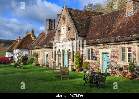 Milton Abbas, malerisches Dorf, Dorset, England, Großbritannien Stockfoto