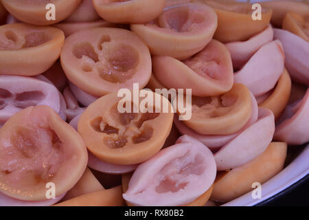 Sandoricum koetjape (santol oder cottonfruit) ist eine tropische Frucht in Südostasien angebaut Stockfoto