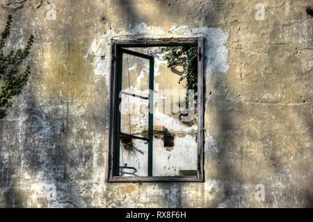 Belvedere, Grado, Triest, Udine, Italien, Dorf, Siedlung, Festland, Verlassen, vergessen, Taverne, Schule, verfallen, Ruine, Vergangenheit, Monarchie, Stockfoto