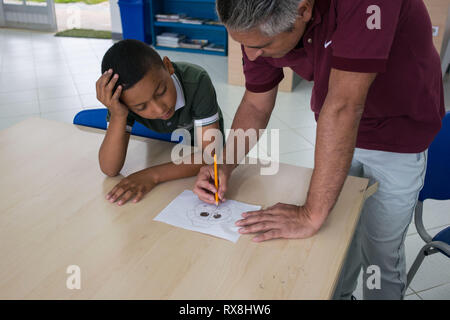 Donmatias, Antioquia, Kolumbien: Public Library' Eduardo Perez Lopera'. Stockfoto