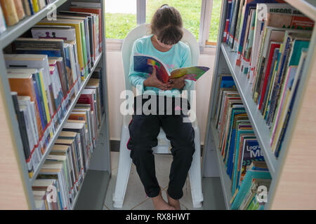 Donmatias, Antioquia, Kolumbien: Public Library' Eduardo Perez Lopera'. Stockfoto