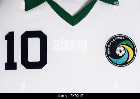 Nahaufnahme von Retro NEW YORK Cosmos Soccer Jersey Stockfoto