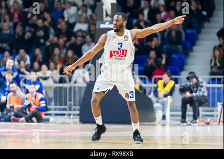 Cole Norris in BC Buducnost Voli Jersey in Euroleague Spiel gegen Olympiakos Piräus Piräus Stockfoto