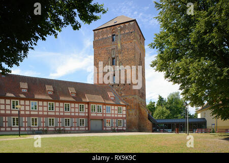 Amtsturm, der alten Bischofsburg, Museum des Dreißigjährigen Krieg, Dreißigjähriger Krieg, Ostprignitzmuseum, Wittstock/Dosse, Brandenburg, Deutschland Stockfoto