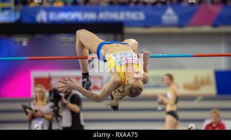 Glasgow, Schottland, Großbritannien. 3. März, 2019. Schwedens Erika Kinsey konkurriert im Hochsprung der Frauen, während Tag 3 der Glasgow 2019 Europäischen Athle Stockfoto
