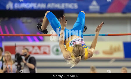 Glasgow, Schottland, Großbritannien. 3. März, 2019. Der Ukraine Yuliya Levchenko konkurriert im Hochsprung der Frauen, während Tag 3 der Glasgow 2019 Europäischen Stockfoto