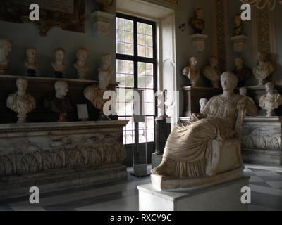 Saal der Philosophen, Palazzo Nuovo, Kapitolinische Museen, Rom, Italien Stockfoto