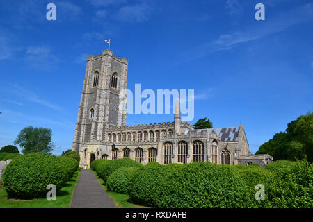 St. Peter und Paul Kirche, die Pfarrkirche in Lavenham, Suffolk, Großbritannien. Sonnigen Tag. Stockfoto