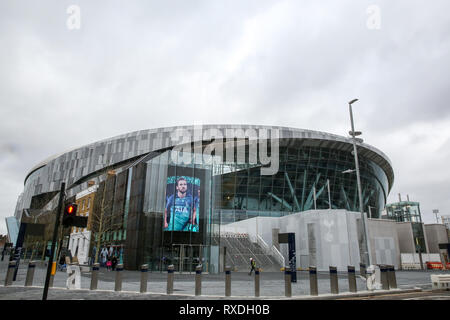 London, Großbritannien. 9. Mär 2019. Nach Tottenham Football Club, Ihre ersten konkurrierenden übereinstimmen, an Ihren neuen 62.000-Stadion wird entweder gegen Brighton oder Crystal Palace in der ersten Aprilwoche, als Arbeiter legen letzte Hand an seinem Stadion an der White Hart Lane. Credit: Dinendra Haria/Alamy leben Nachrichten Stockfoto