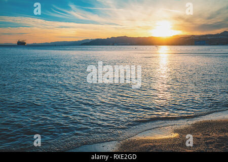 Sonnenuntergang über dem Roten Meer. Eilat, Israel Stockfoto