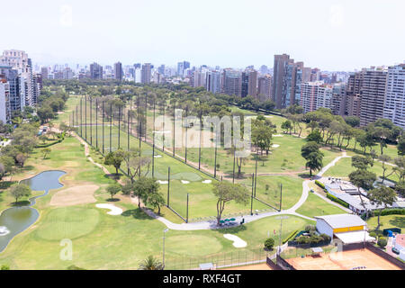 LIMA, PERU - Feb 24th 2019: Blick auf die San Isidro Golf Kurs in Lima, Peru Stockfoto