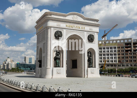 Astana, Kasachstan, 2. August 2018: Neue triumphbogen in Astana Stockfoto