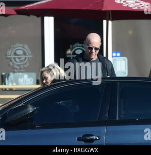 Brooke Burns und ihr Ehemann Gavin O'Connor erhalten Sie Kaffee mit: Brooke Burns, Gavin O'Connor Wo: Los Angeles, Kalifornien, Vereinigte Staaten, wenn: 06 Feb 2019 Credit: WENN.com Stockfoto