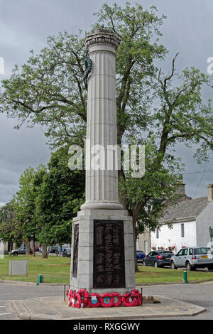 Kriegerdenkmal in Grantown-on-Spey, Hochland, Schottland, Großbritannien Stockfoto