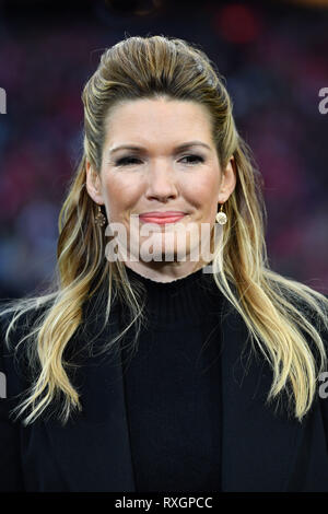 LIBBERTZ (Jessica KASTROP), Sky Presenter, single Bild, Single Cut Motiv, Porträt, Porträt, Porträt. 1. 1. Fussballbundesliga, 25. Spieltag, Spieltag 25, Bayern München M) - VFL Wolfsburg (WOB) 6-0. ALLIANZARENA, DFL-BESTIMMUNGEN VERBIETEN DIE VERWENDUNG DER FOTOGRAFIE ALS BILD-SEQUENZEN UND/ODER QUASI-Am 9. März 1919 in Muenchen. | Verwendung weltweit Stockfoto