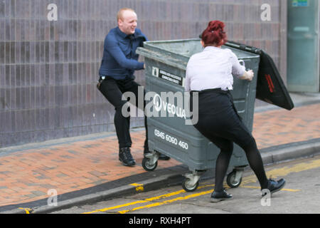 Blackpool, Lancashire. 10. März, 2019. Strong gale force Winde an der Küste. Credit: MWI/AlamyLiveNews. Stockfoto
