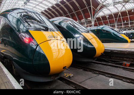 Marke neue Klasse 800 elektrische Züge in der Londoner Paddington Station Stockfoto