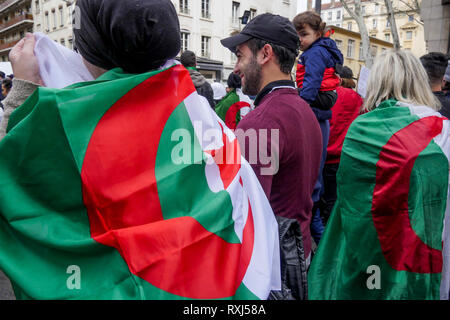 Algerische diaspora Proteste Abdelaziz Bouteflika 5 Kandidatur für den Posten, Lyon, Frankreich Stockfoto