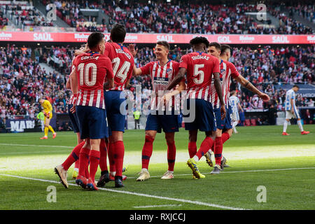 Atletico de Madrid Spieler feiern Ziel während La Liga Match zwischen Atletico de Madrid und CD Leganes an Wanda Metropolitano Stadion in Madrid. (Endstand Atletico de Madrid 1-0 CD Leganes) Stockfoto