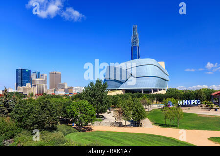 Kanadische Museum für Menschenrechte an der Gabel, in der Innenstadt von Winnipeg, Manitoba, Kanada. Stockfoto