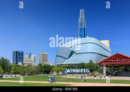 Kanadische Museum für Menschenrechte an der Gabel in der Innenstadt von Winnipeg, Manitoba, Kanada. Stockfoto