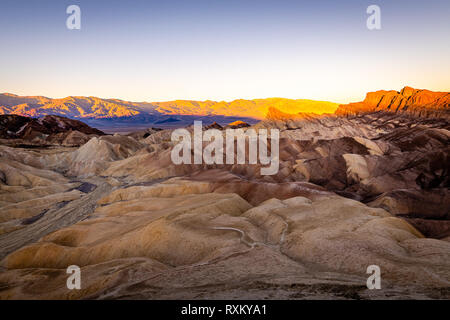 Zabriskie Point bei Sonnenaufgang Stockfoto