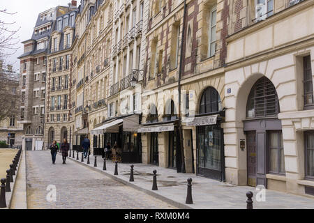 Place Dauphine ist ein Platz auf der Ile de la Cite in Paris, Frankreich. Stockfoto