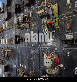 Elektrische Schalttafel Pumpstation. Steuergeräte und elektrische Ausrüstung von Pumpen. Stockfoto