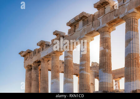 Antiken Säulen des Parthenon Tempel im Akropolis, Athen, Griechenland. Stockfoto