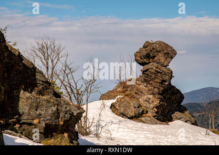 Gipfel Felsformation am Silberberg in Bodenmais im Bayerischen Wald. Stockfoto