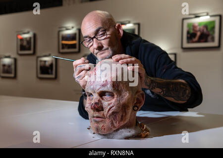 Vorschau auf der offiziellen The Walking Dead Immersive Kunst Galerie Ausstellungen beinhalten interaktive set Erholungen und prop Repliken, terrifying immersive Momente und preisgekrönte Fan Art, die für die Öffentlichkeit am 8. Februar und 9. in der Alten Truman Brauerei, Brick Lane. Mit: Atmosphäre, Wo: London, London, Großbritannien Wann: 07 Feb 2019 Credit: Tom Nicholson/PinPep/WENN.com Stockfoto