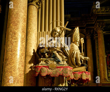 Neapel Kampanien Italien. Neapel Kathedrale (Duomo di Napoli, Kathedrale Santa Maria Assunta oder Kathedrale San Gennaro) ist eine römisch-katholische Cathedra Stockfoto