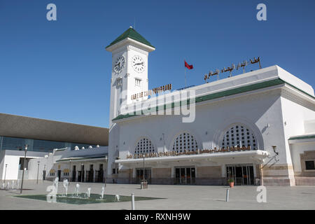 CASABLANCA, MAROKKO - 9. MÄRZ 2019: Casa Voyageurs Bahnhof in Casablanca, Marokko. Stockfoto