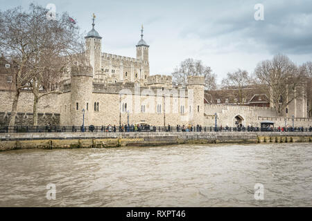 Eine In-tank-Traitors Gate bei Flut im Tower von London, Großbritannien Stockfoto