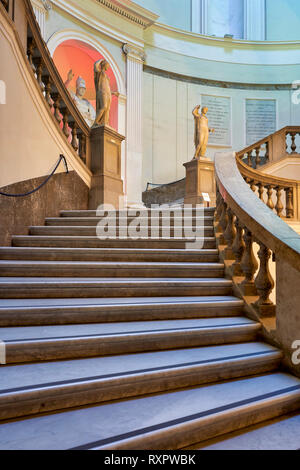 Neapel Kampanien Italien. Das Nationale Archäologische Museum von Neapel (Museo Archeologico Nazionale di Napoli) ist eine wichtige Italienischen archäologischen mu Stockfoto