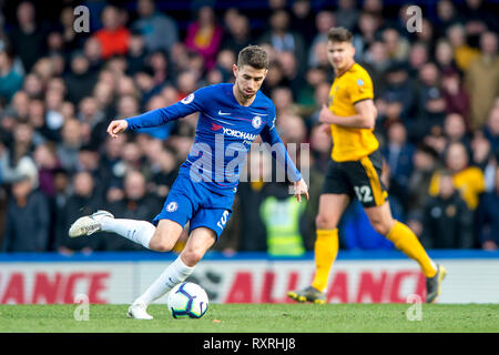 London, Großbritannien. 10. Mär 2019. Jorginho von Chelsea in der Premier League Spiel zwischen Chelsea und Wolverhampton Wanderers an der Stamford Bridge, London, England am 10. März 2019. Foto von salvio Calabrese. Nur die redaktionelle Nutzung, eine Lizenz für die gewerbliche Nutzung erforderlich. Keine Verwendung in Wetten, Spiele oder einer einzelnen Verein/Liga/player Publikationen. Credit: UK Sport Pics Ltd/Alamy leben Nachrichten Stockfoto