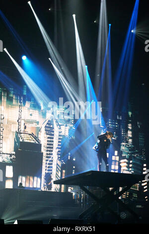 London, UK, 10. März 2019. Joker Xue Konzert in der SSE Wembley Arena als Teil des Wolkenkratzers World Tour 2019. Credit: Calvin Tan/Alamy leben Nachrichten Stockfoto