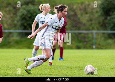 Swansea City host Cardiff trafen an llandarcy Sports Academy. Ein 0-0 war genug zu sichern, der Welsh Premier League für Frauen. Quelle: Lewis Mitchell Stockfoto