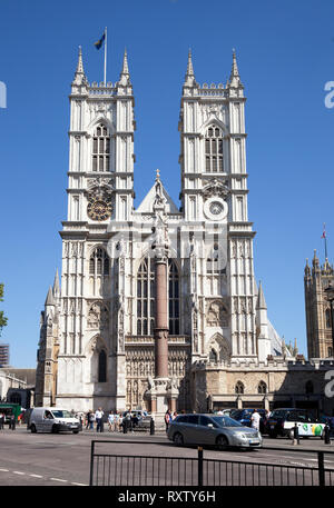 Die westliche Fassade des Westminster Abbey, Westminster, London, Vereinigtes Königreich Stockfoto