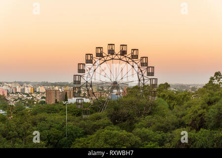 Eiffel Rad (Rueda Eiffel), Parque Sarmiento, Córdoba, Argentinien Stockfoto